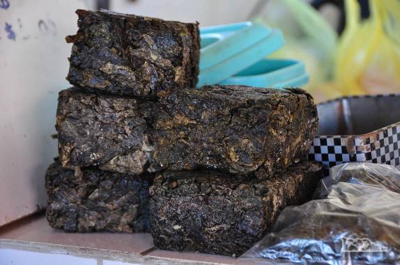 Venda de algas no mercado de Quemchi, na costa leste da ilha de Chiloé, no sul do Chile